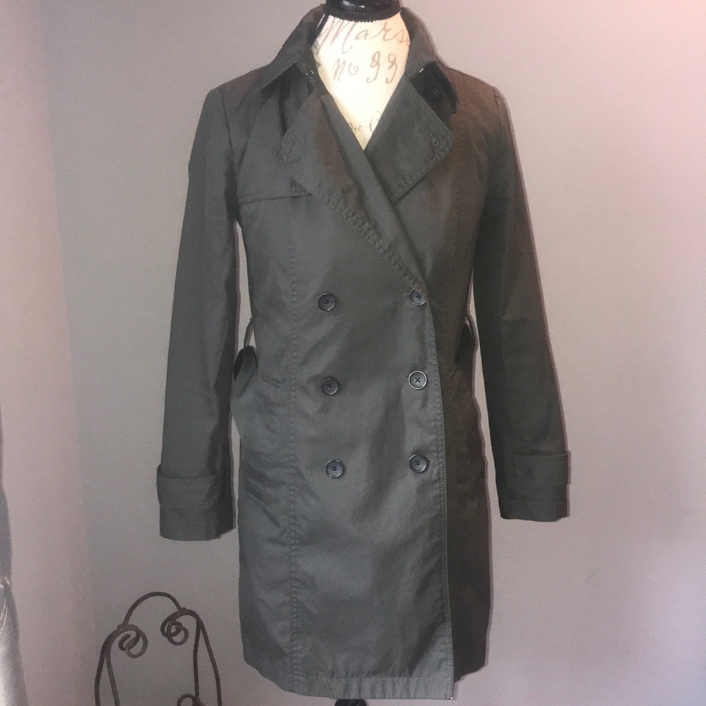 NWOT Banana Republic Trench Coat